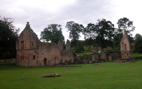 The remains of the guest complex at Fountains